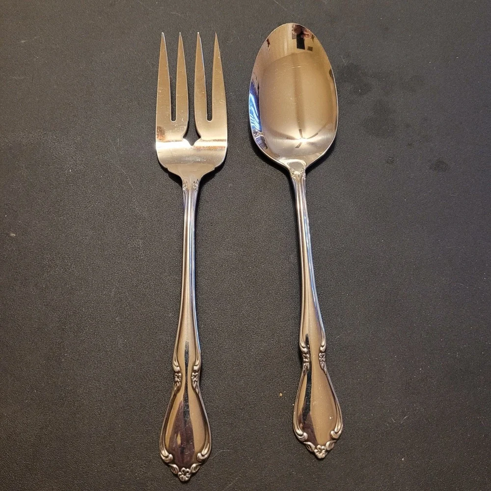 Oneida Craft Deluxe Stainless Chateau Servinh Meat Fork and Serving‎ Spoon